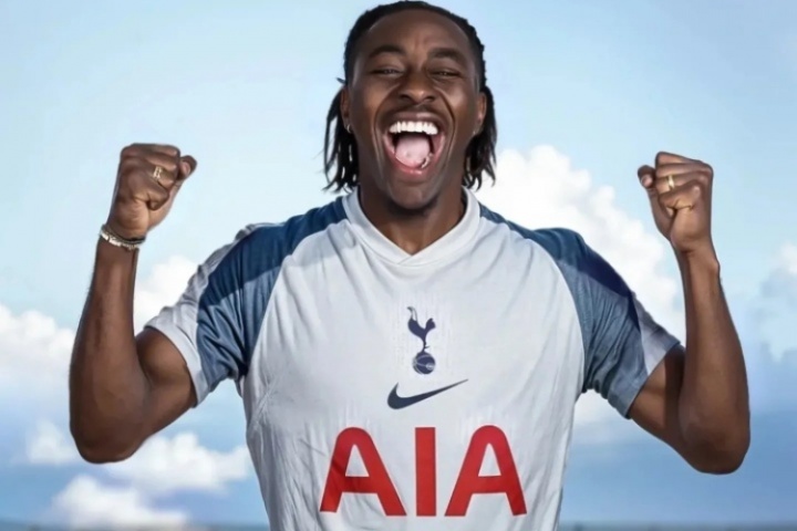 星空体育在线登录-转会费总价6000万镑记者：热刺签27岁埃泽达原则性协议